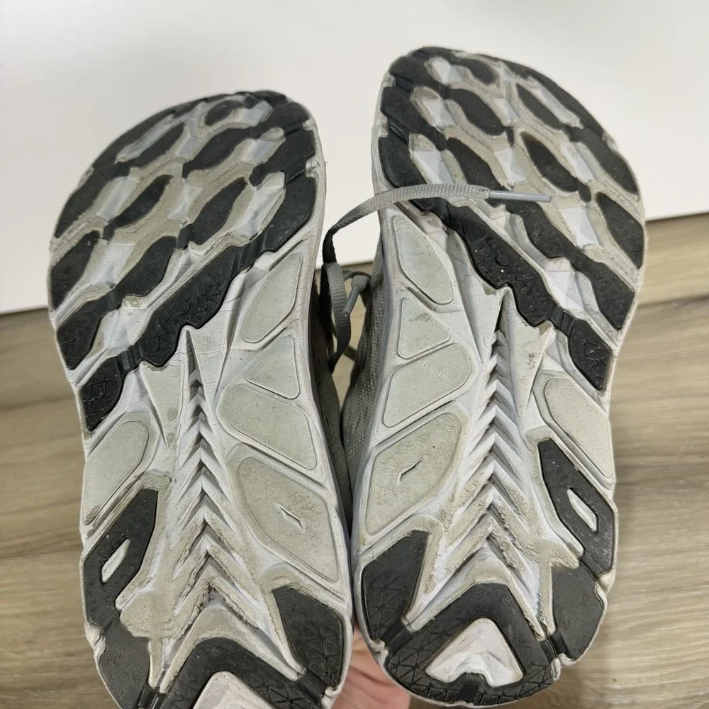 Hoka One One good used